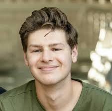 Jonathan Lee